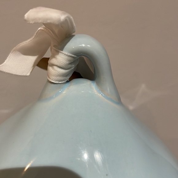 Rae Dunn - SNOW DAY - round birdhouse - Picture 4 of 5